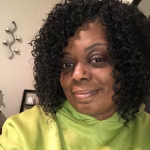 Meet your Posher, Regina